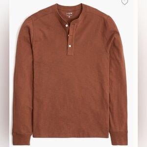 Long-sleeve henley in slub cotton